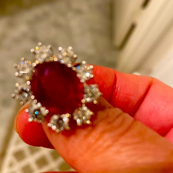 Ruby & Diamond ring🌺🌹❤️ - Picture 9 of 12